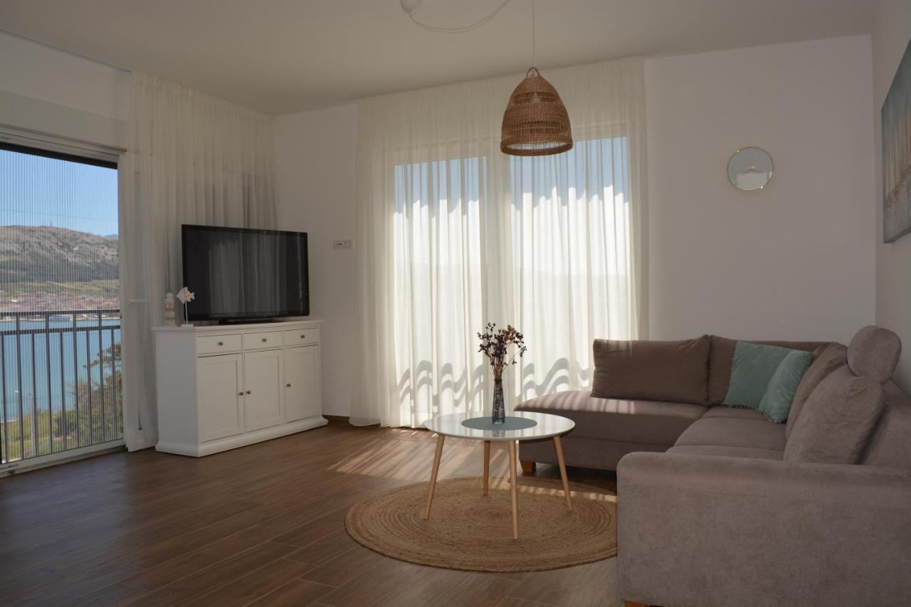 Apartments Antea Паг Екстериор снимка